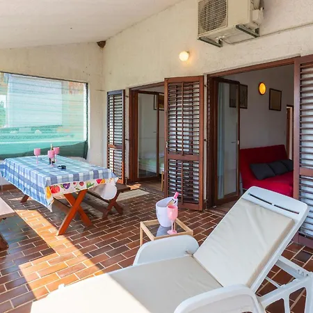 In With Wifi Apartment Pinezici (Krk)